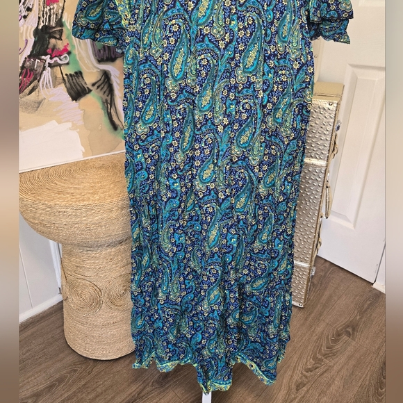 STUNNING BLUE & GREEN PAISLEY MAXI DRESS 💙💚 - Picture 3 of 11